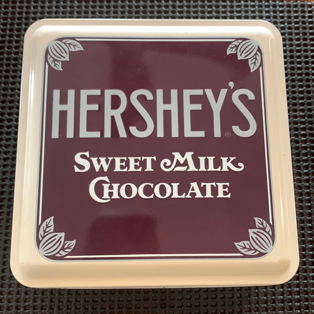Hershey's Sweet Milk Chocolate 1990 Collector Tin 1912 Vintage Edition Square